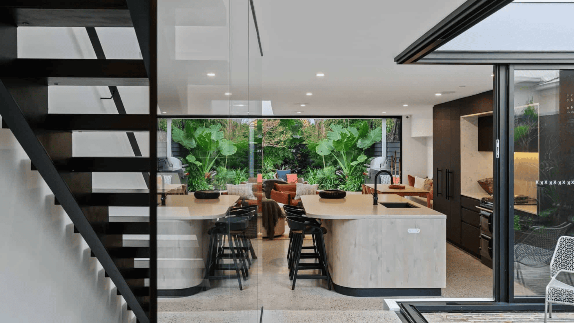 The Top 5 Things to Look for when Choosing a Custom Home Builder ...